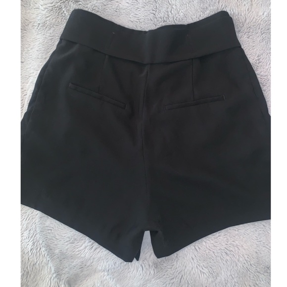 H&M Black High-Waisted Tie Belt Shorts - Picture 3 of 4